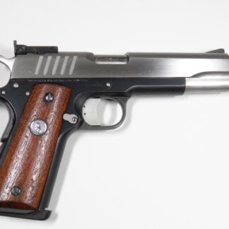 Colt Government 1911A1 .45 ACP kierrepiipulla, käytetty